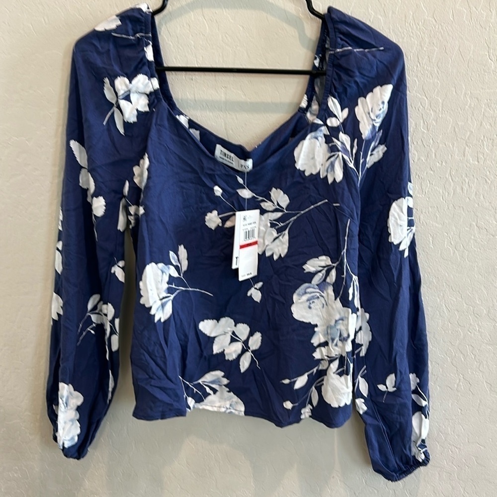 Tinsel Petite Long Sleeve Top